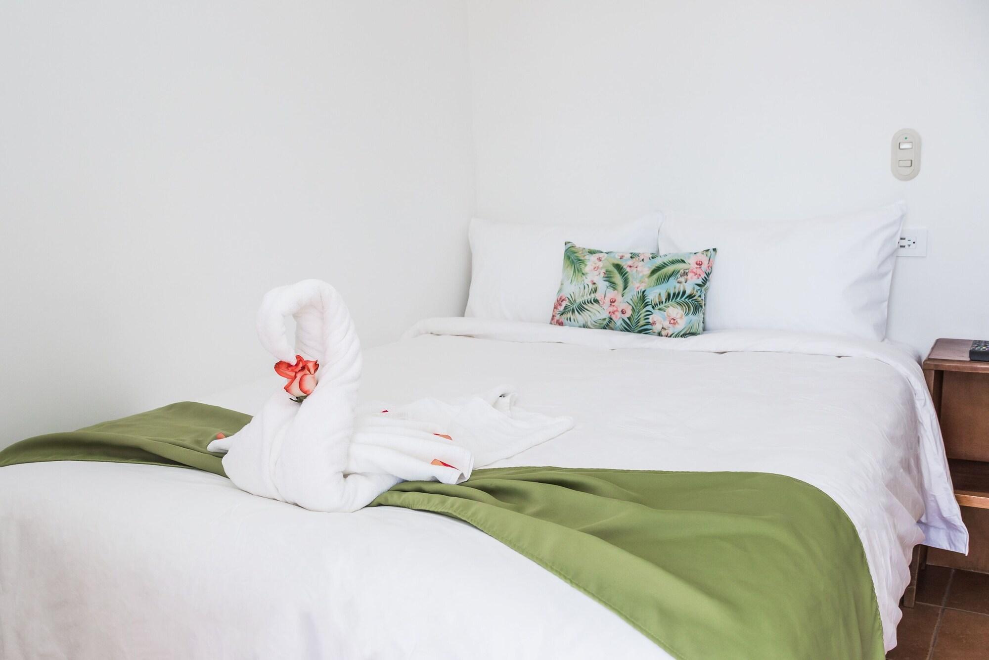 Hotel Coco Palms Playas del Coco Zewnętrze zdjęcie